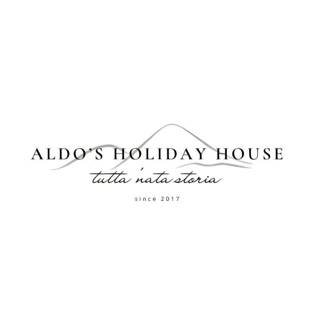 Aldo'S Holiday House Daire Napoli Dış mekan fotoğraf