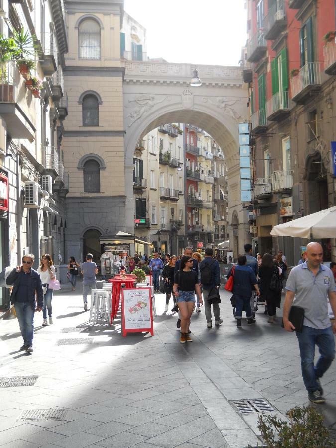 Aldo'S Holiday House Daire Napoli Dış mekan fotoğraf